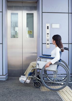 高崎市内の歯医者で無痛インプラント治療
